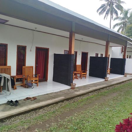 Tatasya Homestay Сенару Экстерьер фото